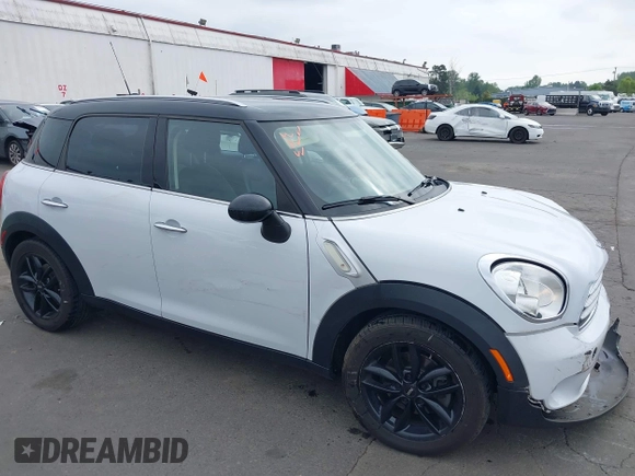 2012 MINI Countryman with VIN WMWZB3C57CWM04258, listed as a IAAI auction lot 42116867 with 168,550 mi miles and . Bid and sale history available at DreamBid. Image 17.