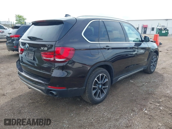 2017 BMW X5 xDrive35i z VIN 5UXKR0C56H0U49957, wystawiony jako IAAI lot #42183768 z przebiegiem 96 346 mil mil oraz . Historia ofert i sprzedaży dostępna na DreamBid. Obrazek 4.