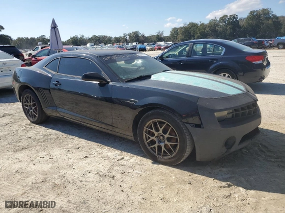 2010 Chevrolet Camaro LS with VIN 2G1FA1EV1A9182924, listed as a Copart auction lot 43378375 with 288,159 mi miles and Clean Title. Bid and sale history available at carsss.com. Image 4.