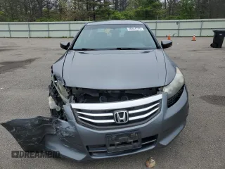 2011 Honda Accord LX z VIN 1HGCP2F34BA093416, wystawiony jako Copart lot #56844705 z przebiegiem 117 941 mil mil oraz Szkoda całkowita • Salvage title. Historia ofert i sprzedaży dostępna na DreamBid. Obrazek 5.