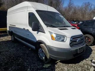 2015 Ford Transit Cargo z VIN 1FTSW3XG0FKA15719, wystawiony jako Copart lot #46197565 z przebiegiem 59 662 mil mil oraz Tytuł czysty. Historia ofert i sprzedaży dostępna na DreamBid. Obrazek 4.