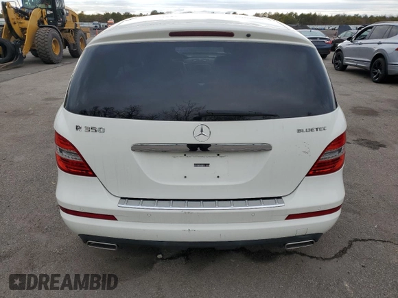 2011 Mercedes-Benz R 350 с VIN 4JGCB2FE2BA116296, выставлен на аукционе Copart как лот 44567235 с пробегом 129 927 миль миль и Списание • Salvage title. История ставок и продаж доступна на DreamBid. Изображение 6.
