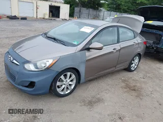 2013 Hyundai Accent GLS z VIN KMHCU4AE3DU580650, wystawiony jako IAAI lot #42479723 z przebiegiem 94 416 mil mil oraz . Historia ofert i sprzedaży dostępna na DreamBid. Obrazek 2.