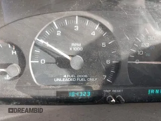 1996 Dodge Grand Caravan with VIN 1B4GP54R9TB328555, listed as a IAAI auction lot 40770123 with 184,323 mi miles and . Bid and sale history available at DreamBid. Image 15.