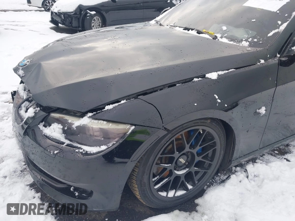 2011 BMW 3 Series 335i xDrive with VIN WBAKF9C58BE619046, listed as a IAAI auction lot 41211250 with Not provided miles and . Bid and sale history available at DreamBid. Image 6.