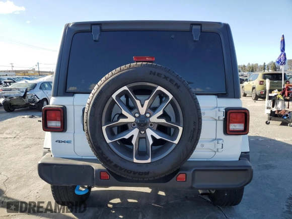 2024 Jeep Wrangler Willys с VIN 1C4RJXN64RW163562, выставлен на аукционе Copart как лот 47664115 с пробегом 10 902 миль миль и Списание • Salvage title. История ставок и продаж доступна на DreamBid. Изображение 6.