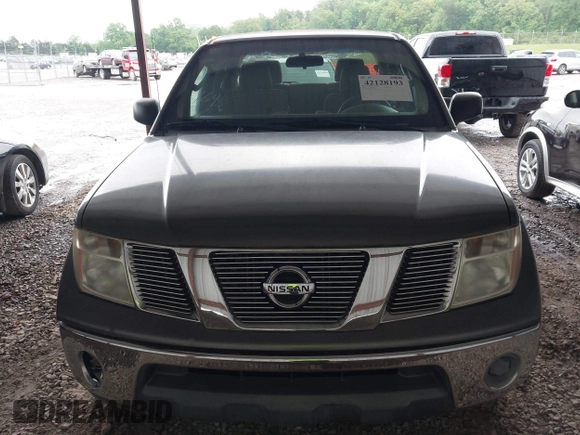 2007 Nissan Frontier SE z VIN 1N6AD07U47C463332, wystawiony jako IAAI lot #42128193 z przebiegiem 145 604 mil mil oraz . Historia ofert i sprzedaży dostępna na DreamBid. Obrazek 6.