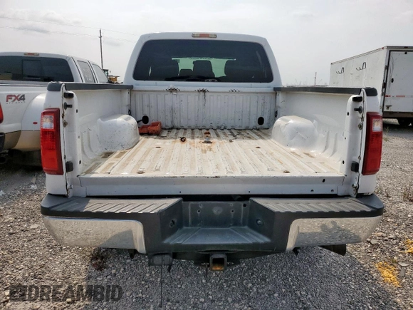 2016 Ford F-250 Lariat z VIN 1FT7W2BTXGEC52786, wystawiony jako Copart lot #57510955 z przebiegiem 599 095 mil mil oraz Czysty tytuł • Clean title. Historia ofert i sprzedaży dostępna na DreamBid. Obrazek 6.