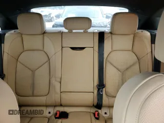 2025 Porsche Macan z VIN WP1AA2A52SLB00527, wystawiony jako Copart lot #47175915 z przebiegiem Nie podano mil oraz Nie do naprawy • Non repairable. Historia ofert i sprzedaży dostępna na DreamBid. Obrazek 10.