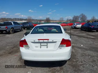 2013 Volvo C70 T5 with VIN YV1672MC0DJ139884, listed as a IAAI auction lot 41846044 with 89,838 mi miles. Bid and sale history available at carsss.com. Image 16.