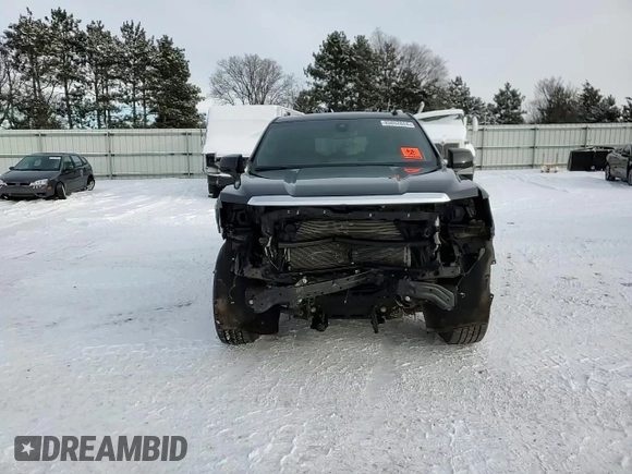 2021 GMC Yukon XL SLT with VIN 1GKS2GKDXMR371393, listed as a Copart auction lot 85052824 with 104,432 mi miles and Salvage Title. Bid and sale history available at carsss.com. Image 11.