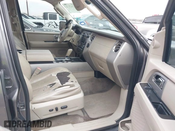 2011 Ford Expedition Limited with VIN 1FMJU1K50BEF09630, listed as a IAAI auction lot 41439602 with 192,409 mi miles. Bid and sale history available at carsss.com. Image 5.