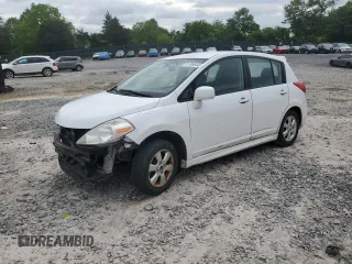 2011 Nissan Versa SL z VIN 3N1BC1CP2BL504752, wystawiony jako Copart lot #57095445 z przebiegiem 170 962 mil mil oraz Szkoda całkowita • Salvage title. Historia ofert i sprzedaży dostępna na DreamBid. Obrazek 1.