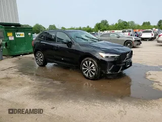 2025 Volvo XC60 Core z VIN YV4M12RJ7S1002361, wystawiony jako Copart lot #57670975 z przebiegiem 6 318 mil mil oraz Szkoda całkowita • Salvage title. Historia ofert i sprzedaży dostępna na DreamBid. Obrazek 14.