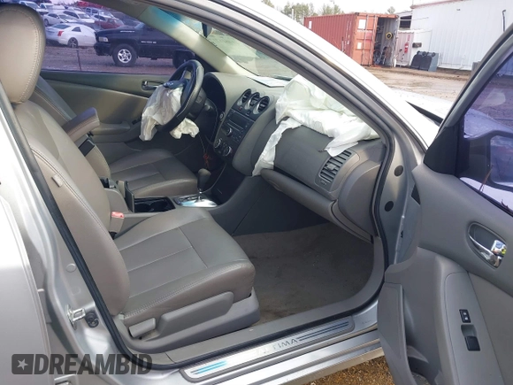 2011 Nissan Altima S with VIN 1N4AL2AP4BN431844, listed as a IAAI auction lot 41464671 with 167,609 mi miles and . Bid and sale history available at DreamBid. Image 5.
