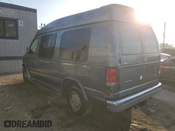1997 Ford Econoline Commercial z VIN 1FDEE14L8VHB62559, wystawiony jako Copart lot #82719634 z przebiegiem 133 721 mil mil oraz Czysty tytuł • Clean title. Historia ofert i sprzedaży dostępna na DreamBid. Obrazek 2.