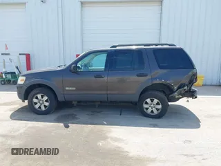 2006 Ford Explorer XLT z VIN 1FMEU73E86UA50085, wystawiony jako IAAI lot #42193785 z przebiegiem 211 343 mil mil oraz . Historia ofert i sprzedaży dostępna na DreamBid. Obrazek 14.