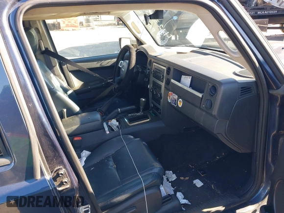 2009 Jeep Commander Sport with VIN 1J8HH48K29C530970, listed as a IAAI auction lot 41232353 with 280,000 mi miles and . Bid and sale history available at DreamBid. Image 5.