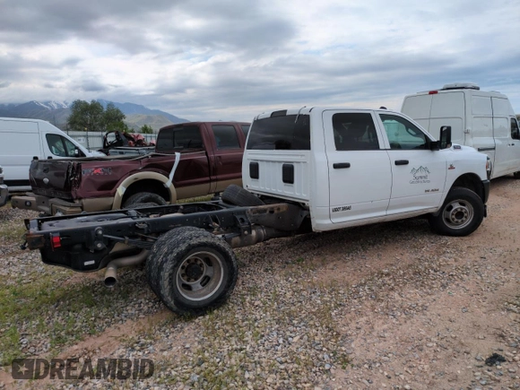 2022 Ram 3500 Tradesman z VIN 3C7WRTCL4NG156698, wystawiony jako Copart lot #54407965 z przebiegiem 92 713 mil mil oraz Czysty tytuł • Clean title. Historia ofert i sprzedaży dostępna na DreamBid. Obrazek 3.