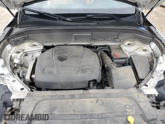 2018 Volvo XC90 Momentum with VIN YV4A22PKXJ1325846, listed as a Copart auction lot 62145045 with 111,119 mi miles and Salvage title. Bid and sale history available at DreamBid. Image 12.