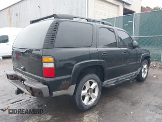 2003 Chevrolet Tahoe LT with VIN 1GNEK13Z23R274954, listed as a IAAI auction lot 41111133 with 261,414 mi miles. Bid and sale history available at carsss.com. Image 4.