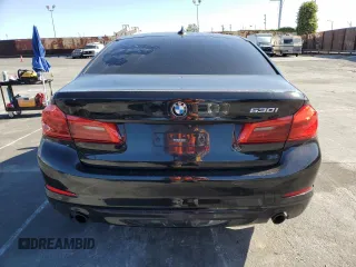 2020 BMW 5 Series 530i z VIN WBAJR3C0XLCE59997, wystawiony jako Copart lot #51541955 z przebiegiem Nie podano mil oraz Szkoda całkowita • Salvage title. Historia ofert i sprzedaży dostępna na DreamBid. Obrazek 6.