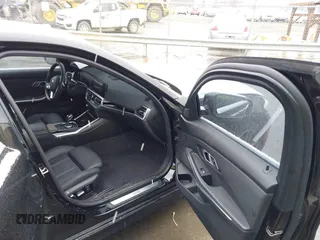 2019 BMW 3 Series 330i с VIN WBA5R1C53KAE82114, выставлен на аукционе IAAI как лот 41632512 с пробегом 92 454 миль миль и . История ставок и продаж доступна на DreamBid. Изображение 5.