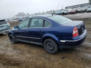 2002 Volkswagen Passat GLX with VIN WVWTH63B32P069555, listed as a Copart auction lot 85990984 with 69,310 mi miles and Clean Title. Bid and sale history available at carsss.com. Image 2.