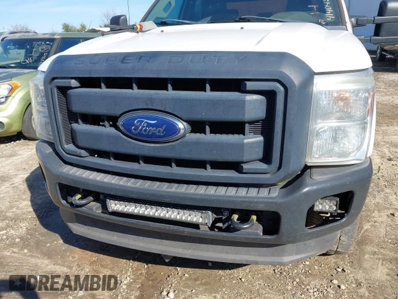 2016 Ford F-250 Lariat z VIN 1FT7W2B6XGEC21175, wystawiony jako IAAI lot #41404523 z przebiegiem 221 871 mil mil oraz . Historia ofert i sprzedaży dostępna na DreamBid. Obrazek 6.