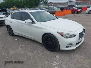 2015 Infiniti Q50 Premium z VIN JN1BV7AP6FM345262, wystawiony jako IAAI lot #42274356 z przebiegiem 117 327 mil mil oraz . Historia ofert i sprzedaży dostępna na DreamBid. Obrazek 1.