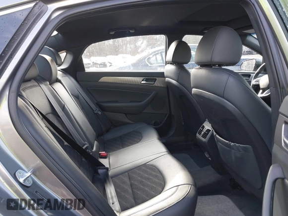 2019 Hyundai Sonata Sport with VIN 5NPE34AF3KH820828, listed as a IAAI auction lot 41015372 with 32,782 mi miles and . Bid and sale history available at DreamBid. Image 8.