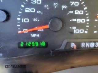 2004 Ford F-350 XL с VIN 1FTSW31P34ED39316, выставлен на аукционе Copart как лот 61981365 с пробегом 212 991 миль миль и Чистый • Clean title. История ставок и продаж доступна на DreamBid. Изображение 8.