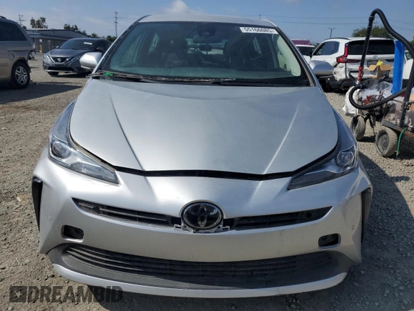 2021 Toyota Prius L Eco with VIN JTDKAMFU8M3145511, listed as a Copart auction lot 55166085 with 14,846 mi miles and Salvage Title. Bid and sale history available at DreamBid. Image 5.