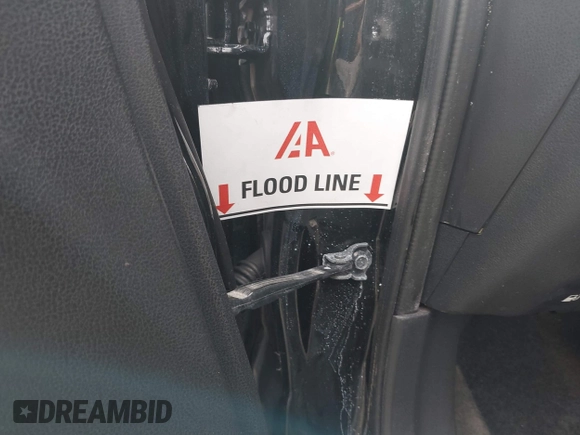 2014 Nissan Note S with VIN 3N1CE2CP0EL387259, listed as a IAAI auction lot 42698924 with 47,371 mi miles and . Bid and sale history available at DreamBid. Image 12.