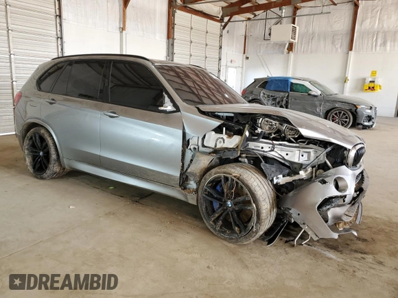 2018 BMW X5 M z VIN 5YMKT6C50J0Y84279, wystawiony jako Copart lot #45330495 z przebiegiem 41 745 mil mil oraz Szkoda całkowita • Salvage title. Historia ofert i sprzedaży dostępna na DreamBid. Obrazek 4.