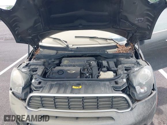 2014 MINI Countryman S with VIN WMWZC3C59EWP25041, listed as a IAAI auction lot 42085698 with 109,320 mi miles and . Bid and sale history available at DreamBid. Image 10.