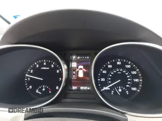 2017 Hyundai Santa Fe 2.4L z VIN 5XYZU3LB2HG434503, wystawiony jako IAAI lot #42197574 z przebiegiem 99 167 mil mil oraz . Historia ofert i sprzedaży dostępna na DreamBid. Obrazek 7.