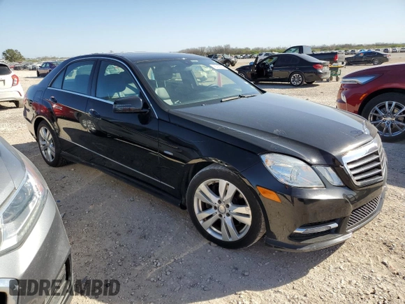 2012 Mercedes-Benz E 350 Luxury with VIN WDDHF2EB3CA596488, listed as a Copart auction lot 87231694 with 113,398 mi miles and Clean title. Bid and sale history available at DreamBid. Image 4.