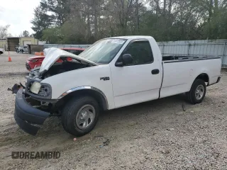 2002 Ford F-150 XL with VIN 1FTRF17262NA10489, listed as a Copart auction lot 50413885 with 203,093 mi miles and Salvage Title. Bid and sale history available at carsss.com. Image 1.