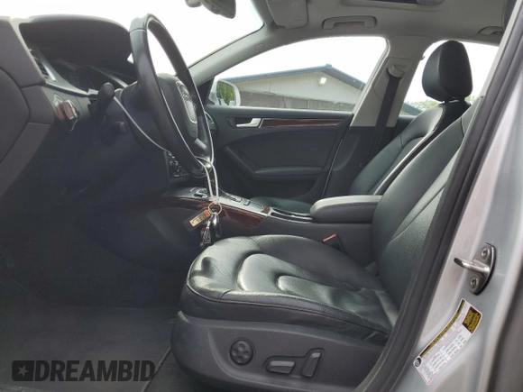 2011 Audi A4 Premium Plus z VIN WAUFFAFL1BN044821, wystawiony jako Copart lot #56718195 z przebiegiem 117 209 mil mil oraz Szkoda całkowita • Salvage title. Historia ofert i sprzedaży dostępna na DreamBid. Obrazek 7.
