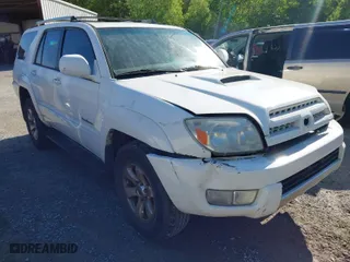 2005 Toyota 4Runner SR5 with VIN JTEZU14RX50045069, listed as a IAAI auction lot 41988273 with 245,152 mi miles. Bid and sale history available at carsss.com. Image 1.
