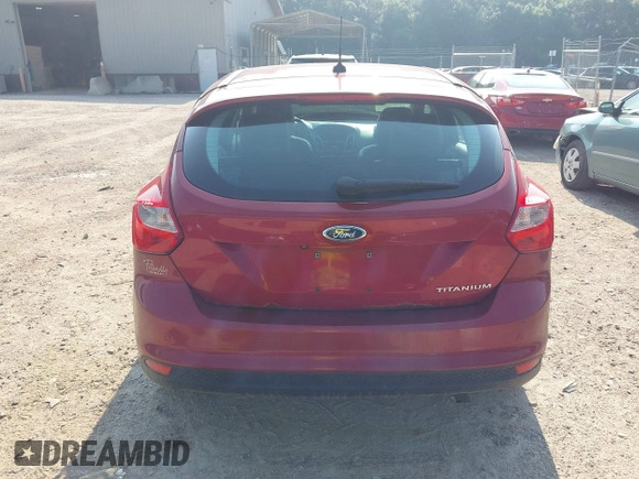 2014 Ford Focus Titanium z VIN 1FADP3N22EL381967, wystawiony jako IAAI lot #42782495 z przebiegiem 160 503 mil mil oraz . Historia ofert i sprzedaży dostępna na DreamBid. Obrazek 16.