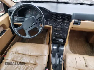 1989 Volvo 760 z VIN YV1GX8740K0076610, wystawiony jako Copart lot #77817564 z przebiegiem 199 672 mil mil oraz Szkody całkowita. Historia ofert i sprzedaży dostępna na DreamBid. Obrazek 8.