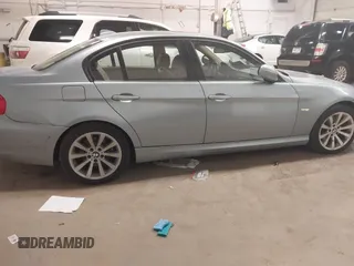 2011 BMW 3 Series 328i xDrive with VIN WBAPK5C56BA811034, listed as a IAAI auction lot 41870924 with 168,793 mi miles and . Bid and sale history available at DreamBid. Image 12.