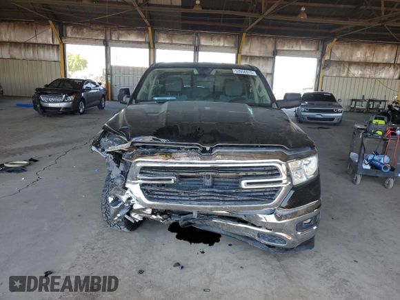 2020 Ram 1500 Big Horn z VIN 1C6RRFFG2LN284427, wystawiony jako Copart lot #53956915 z przebiegiem 83 578 mil mil oraz Szkoda całkowita • Salvage title. Historia ofert i sprzedaży dostępna na DreamBid. Obrazek 5.