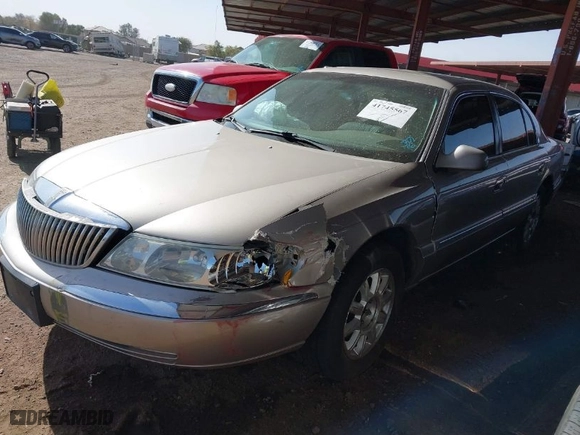 2002 Lincoln Continental with VIN 1LNHM97V62Y696179, listed as a IAAI auction lot 41745567 with 110514 miles. Bid and sale history available at carsss.com. Image 6.