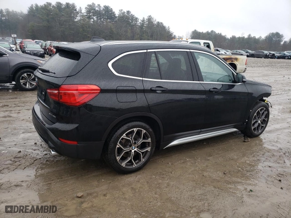 2021 BMW X1 xDrive28i with VIN WBXJG9C09M5U19993, listed as a Copart auction lot 43452455 with 17,040 mi miles and Salvage Title. Bid and sale history available at carsss.com. Image 3.