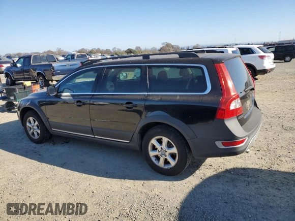 2013 Volvo XC70 3.2L with VIN YV4940BZ6D1154961, listed as a Copart auction lot 41825655 with 82,056 mi miles and Salvage Title. Bid and sale history available at DreamBid. Image 2.