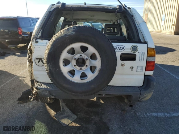 1999 Isuzu Rodeo S with VIN 4S2CK58W5X4355055, listed as a Copart auction lot 82044004 with 165,741 mi miles and Salvage Title. Bid and sale history available at carsss.com. Image 6.