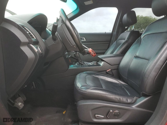 2016 Ford Explorer XLT with VIN 1FM5K8D88GGA49779, listed as a Copart auction lot 47608425 with 116,932 mi miles and Salvage Title. Bid and sale history available at carsss.com. Image 7.